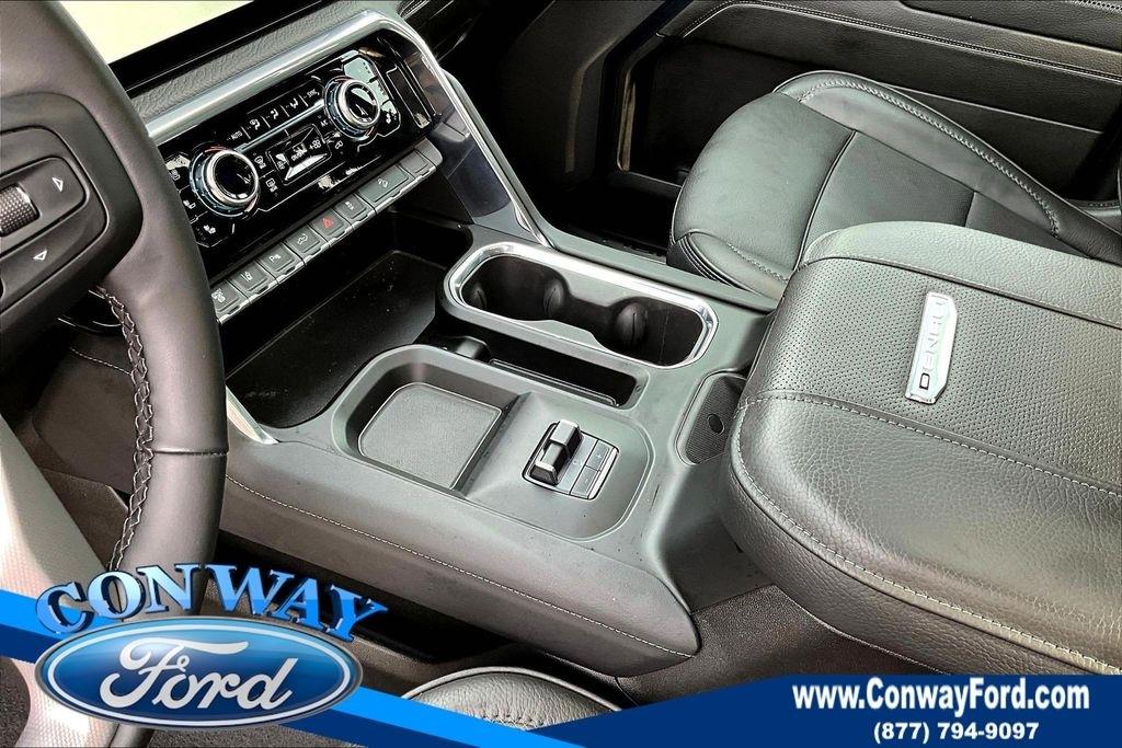 GMC Sierra 3500HD Denali Crew Cab 4WD 2024