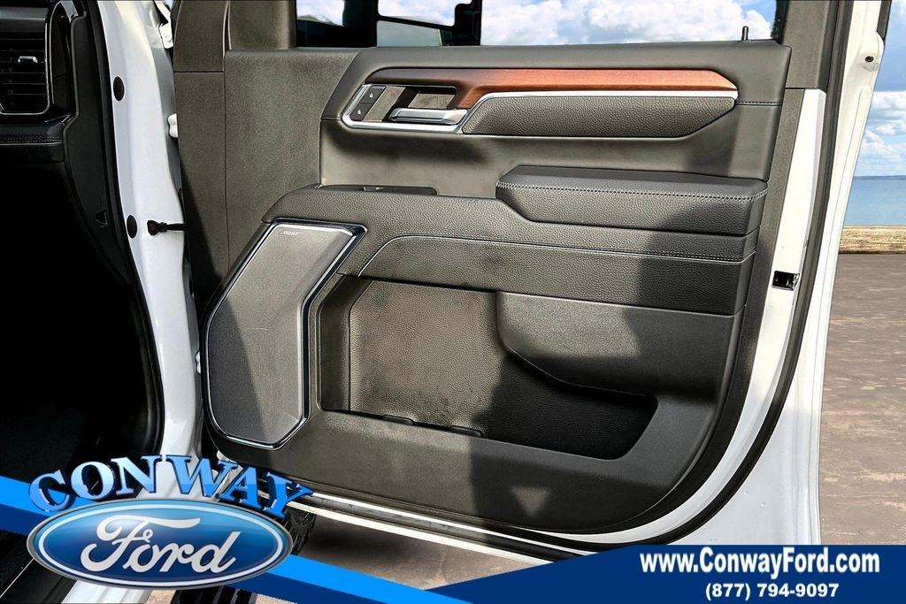 GMC Sierra 3500HD Denali Crew Cab 4WD 2024