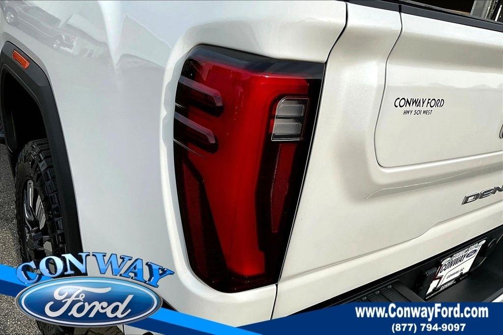 GMC Sierra 3500HD Denali Crew Cab 4WD 2024