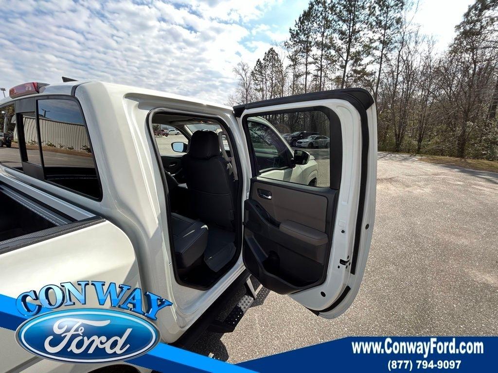 Nissan Frontier S Crew Cab 4WD 2022