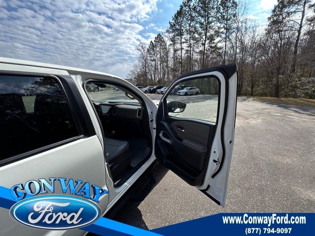 Nissan Frontier S Crew Cab 4WD 2022