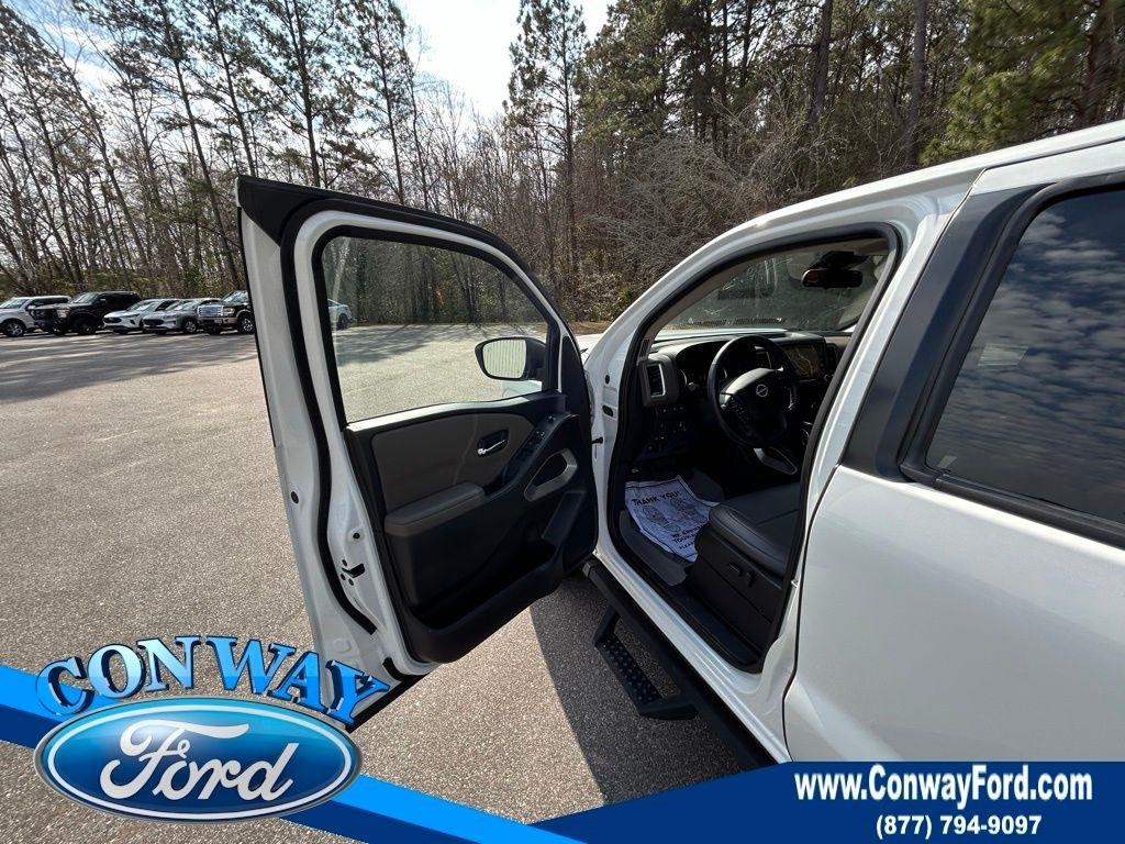 Nissan Frontier S Crew Cab 4WD 2022