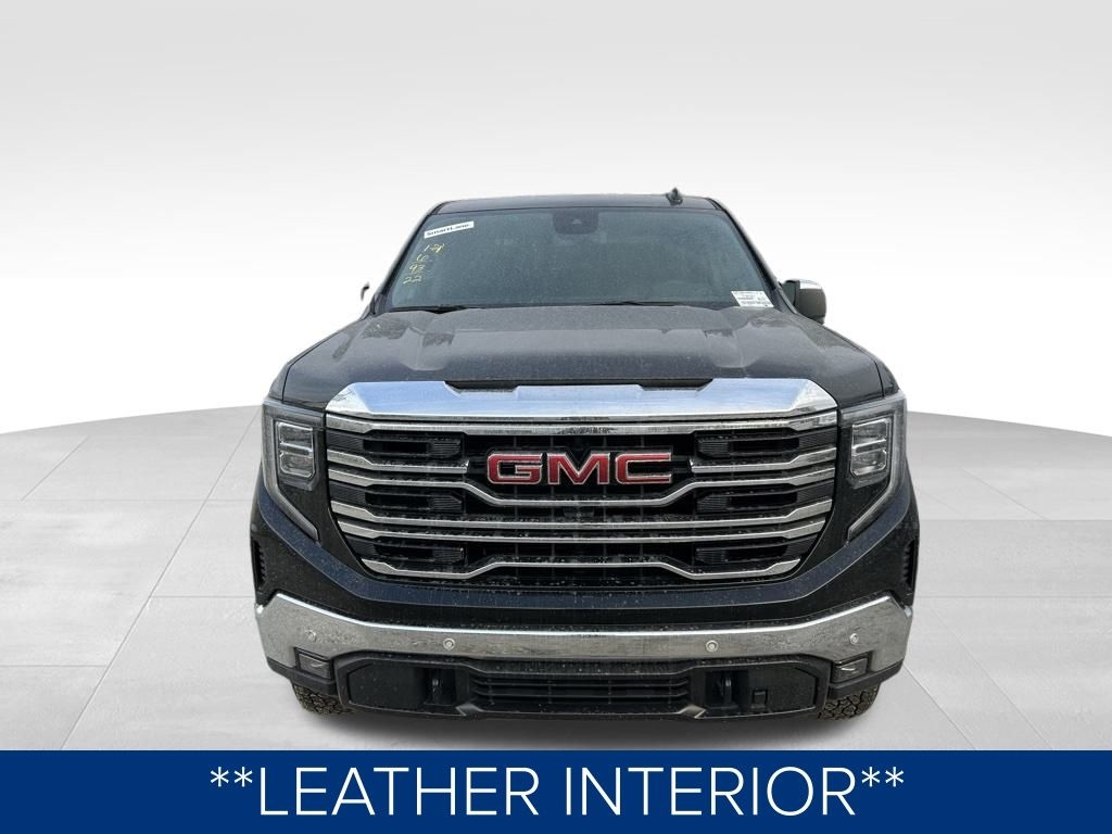 GMC Sierra 1500 SLT Crew Cab 4WD 2022