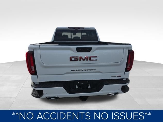 GMC Sierra 1500 AT4 Crew Cab 4WD 2025