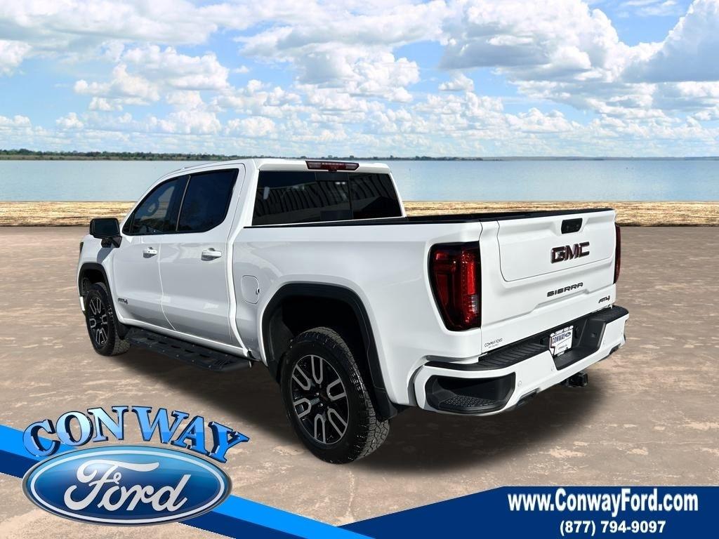 GMC Sierra 1500 AT4 Crew Cab 4WD 2025