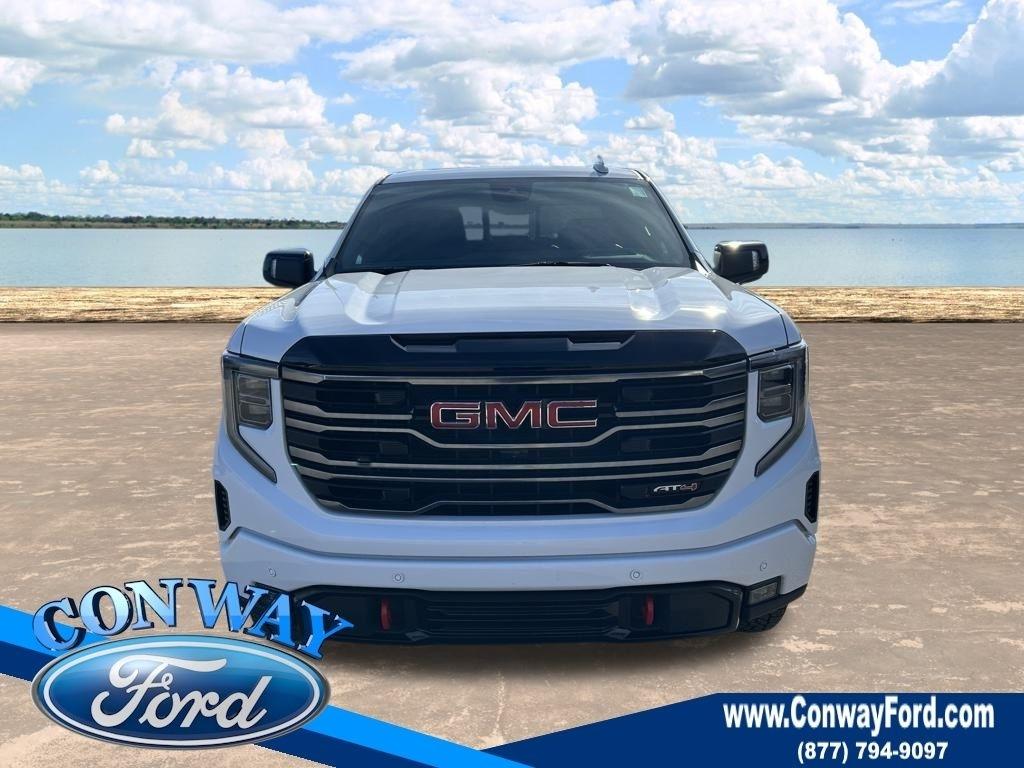 GMC Sierra 1500 AT4 Crew Cab 4WD 2025