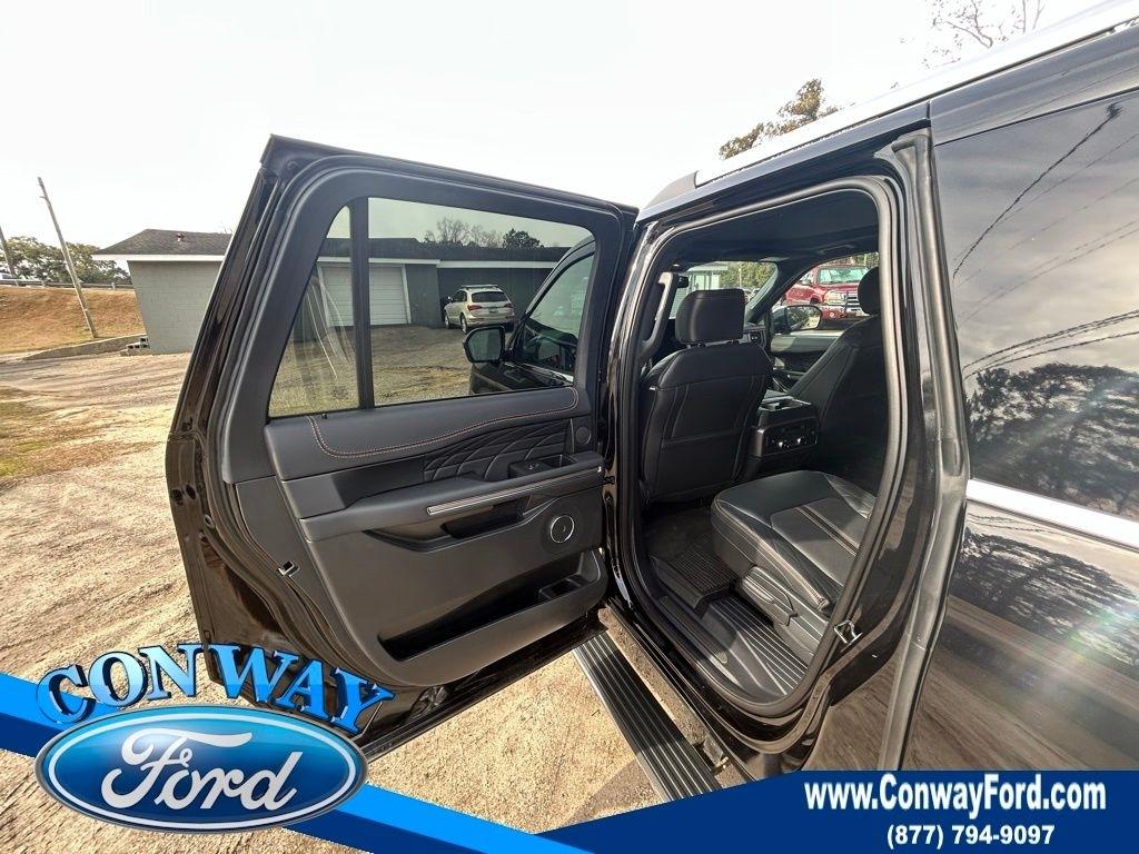 Ford Expedition MAX Platinum 4WD 2024