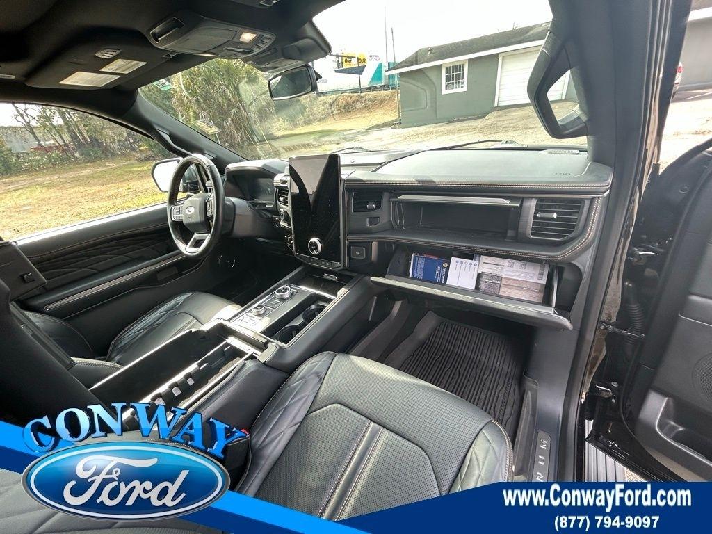 Ford Expedition MAX Platinum 4WD 2024