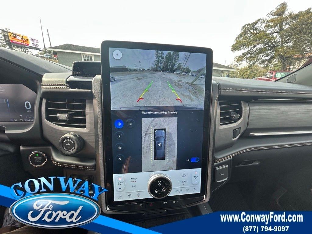 Ford Expedition MAX Platinum 4WD 2024