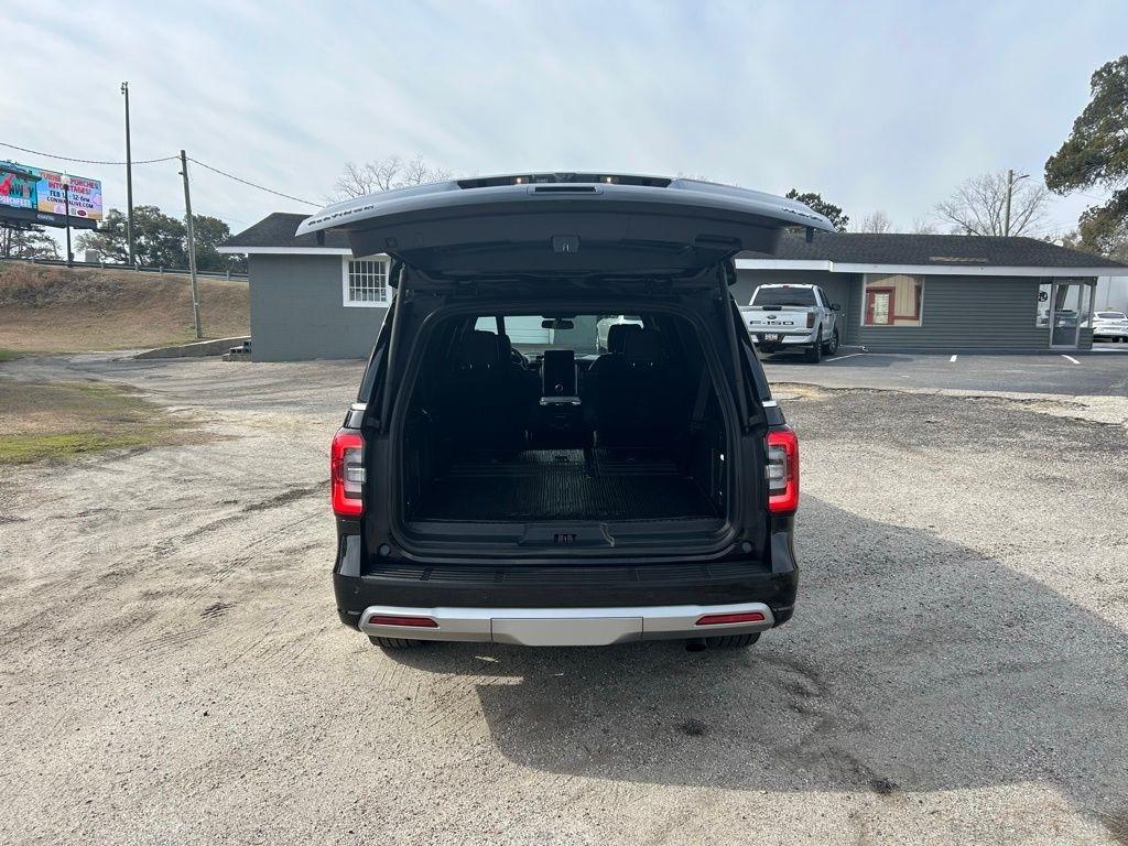 Ford Expedition MAX Platinum 4WD 2024