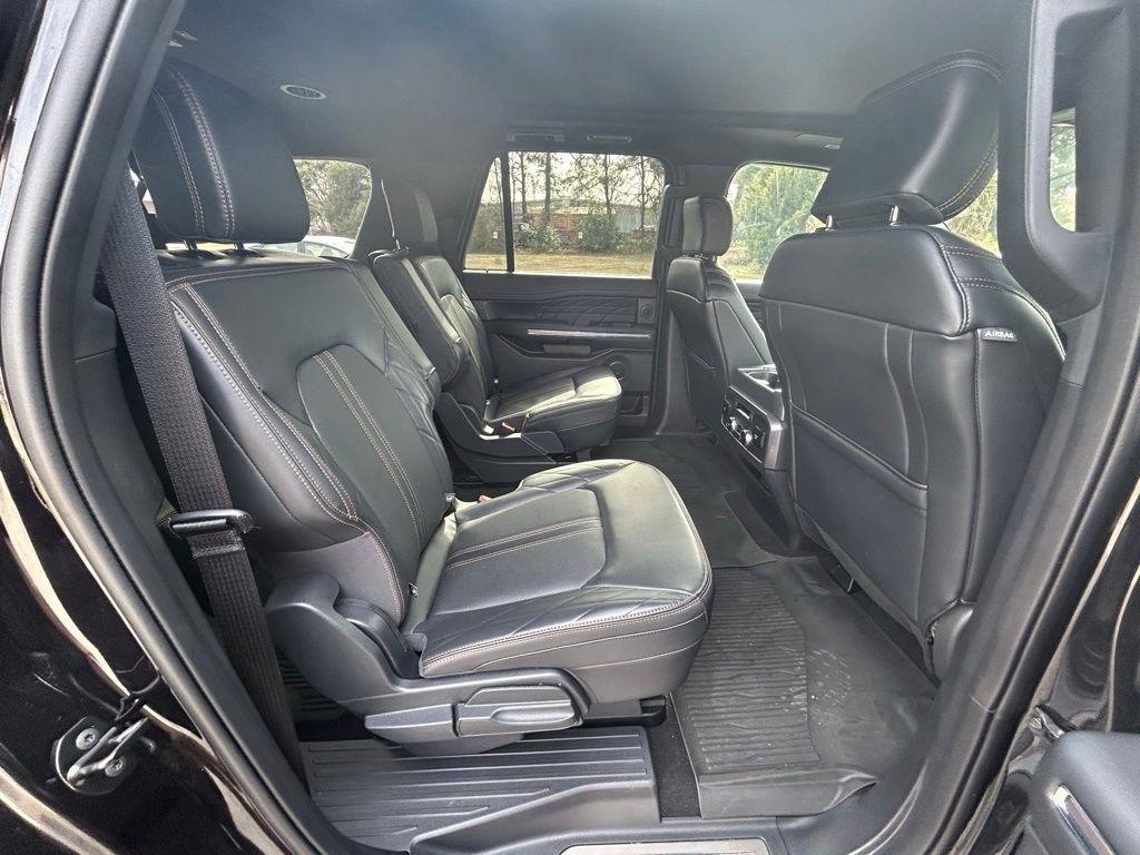 Ford Expedition MAX Platinum 4WD 2024