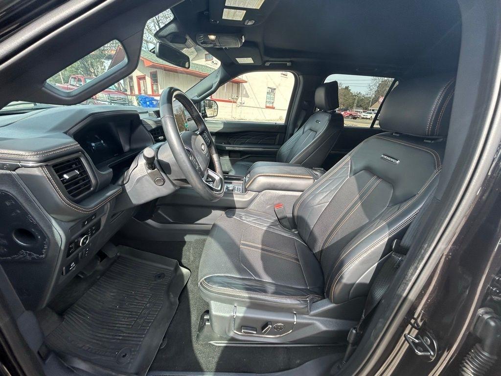 Ford Expedition MAX Platinum 4WD 2024