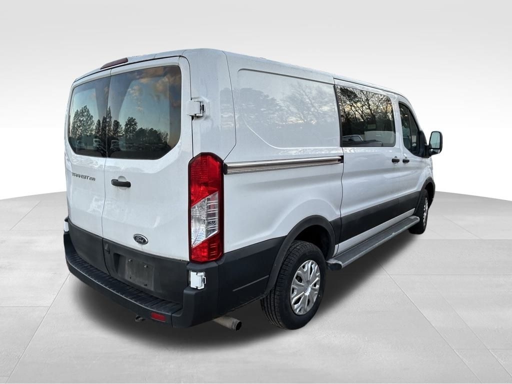 Ford Transit 250 Van Low Roof w/Sliding Pass. 130-in. WB 2020
