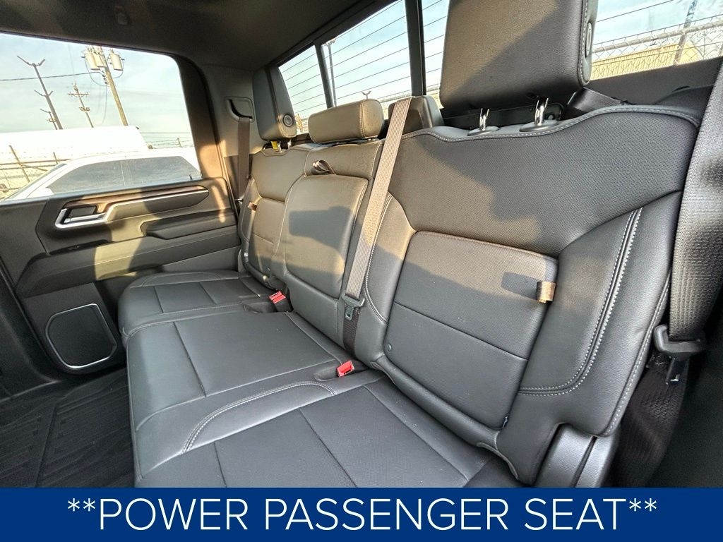 GMC Sierra 2500HD SLT Crew Cab 2WD 2025