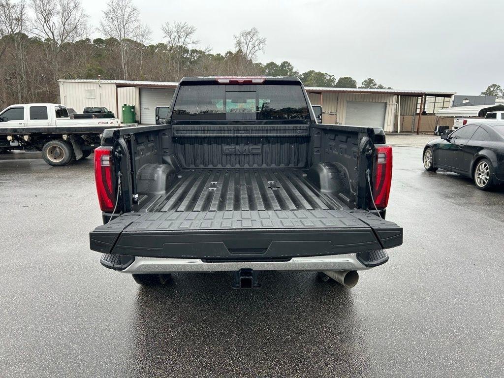 GMC Sierra 2500HD SLT Crew Cab 2WD 2025