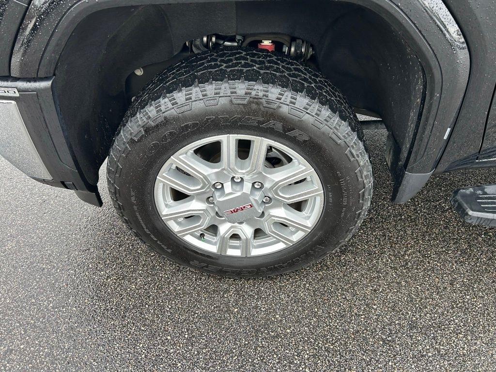 GMC Sierra 2500HD SLT Crew Cab 2WD 2025