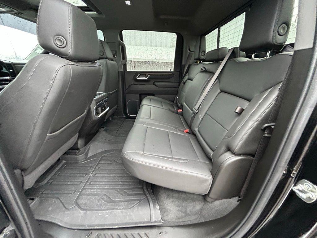 GMC Sierra 2500HD SLT Crew Cab 2WD 2025