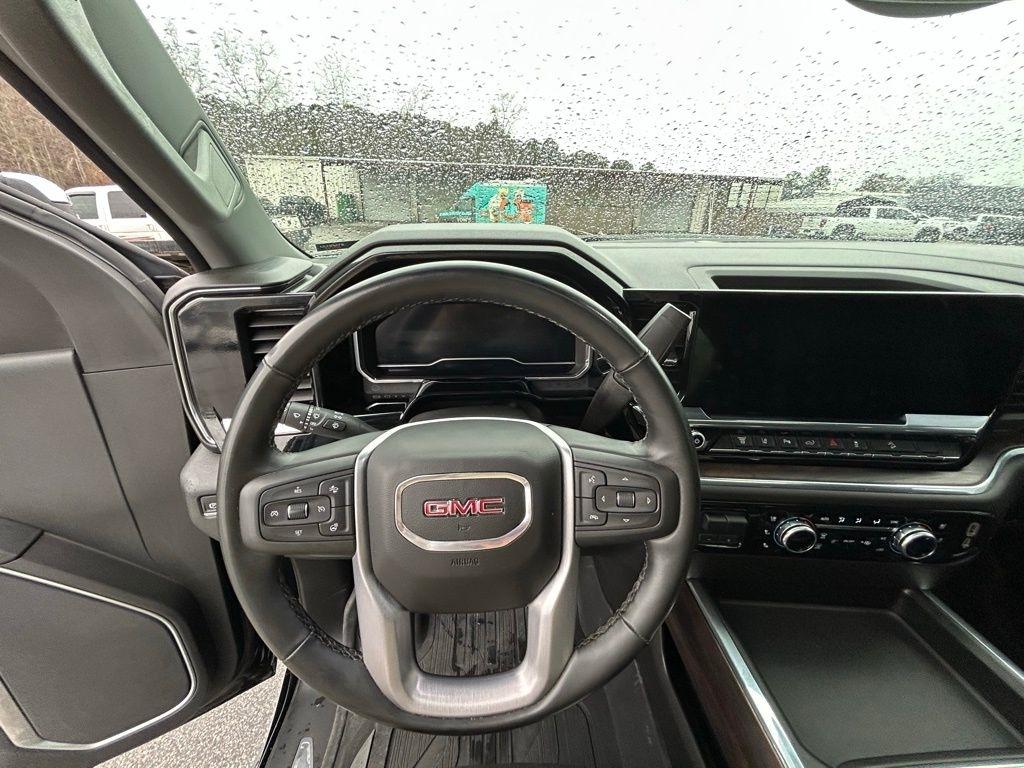 GMC Sierra 2500HD SLT Crew Cab 2WD 2025