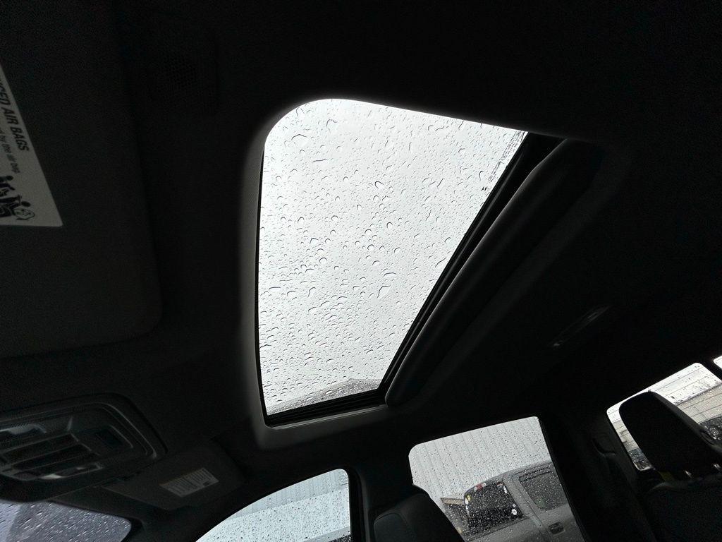 GMC Sierra 2500HD SLT Crew Cab 2WD 2025