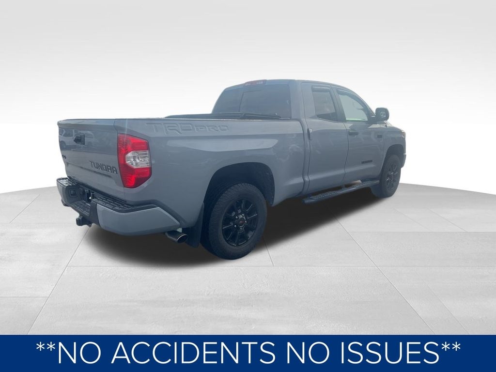 Toyota Tundra SR5 5.7L V8 Double Cab 4WD 2017