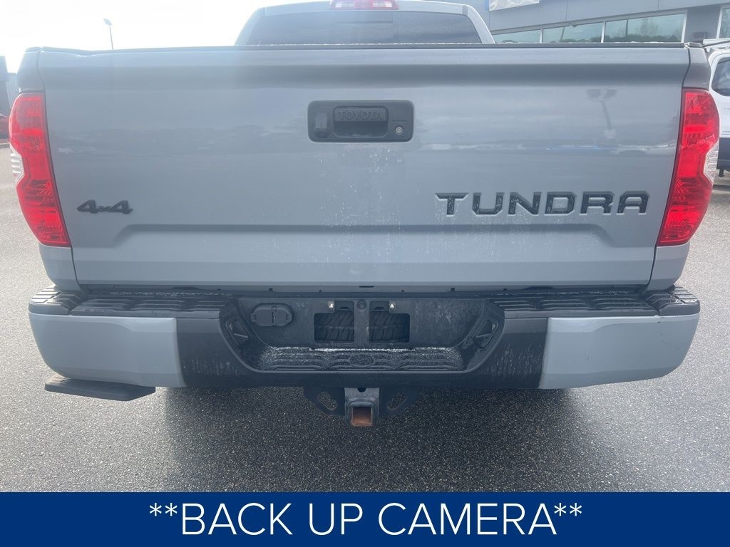 Toyota Tundra SR5 5.7L V8 Double Cab 4WD 2017