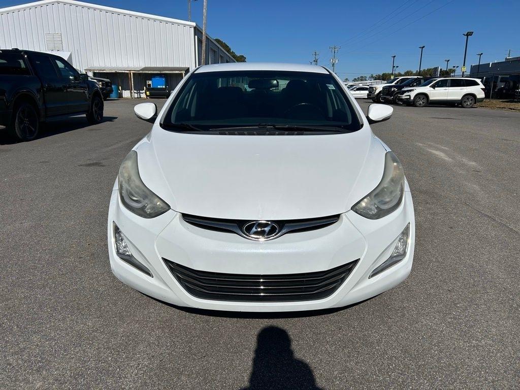 Hyundai Elantra SE 6AT 2016