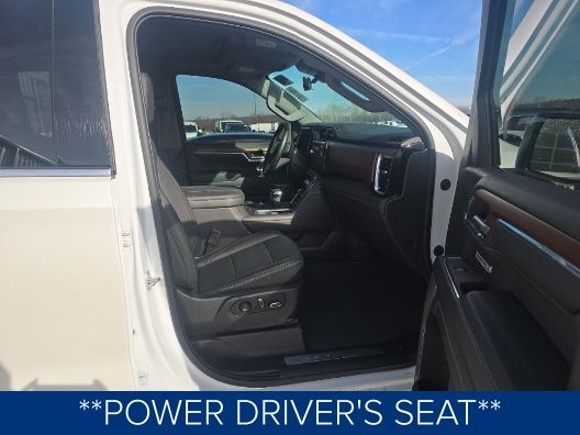 GMC Sierra 1500 Denali Crew Cab Short Box 4WD 2023