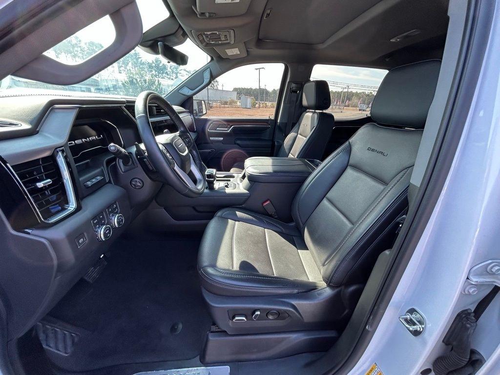 GMC Sierra 1500 Denali Crew Cab Short Box 4WD 2023