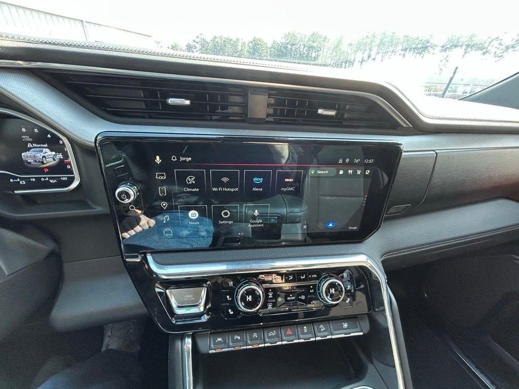 GMC Sierra 1500 Denali Crew Cab Short Box 4WD 2023