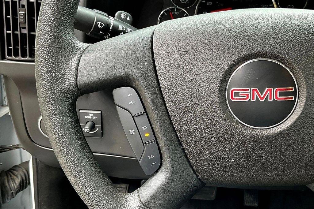 GMC Savana G2500 Cargo 2024