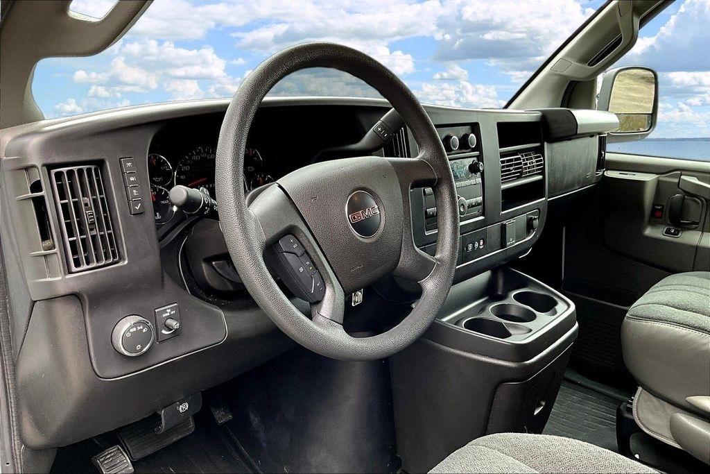 GMC Savana G2500 Cargo 2024