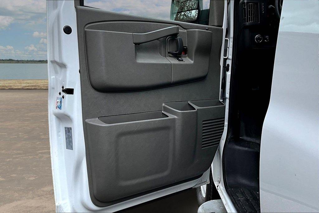 GMC Savana G2500 Cargo 2024