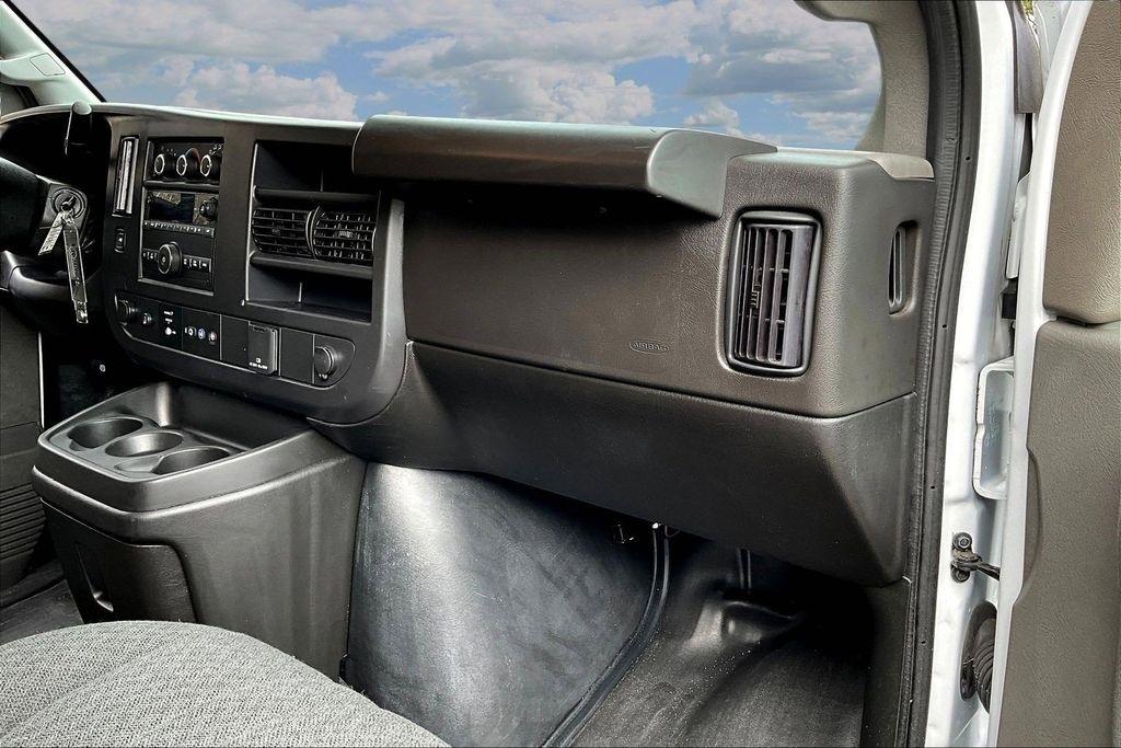 GMC Savana G2500 Cargo 2024