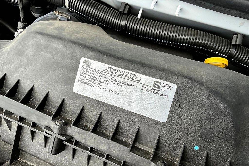 GMC Savana G2500 Cargo 2024