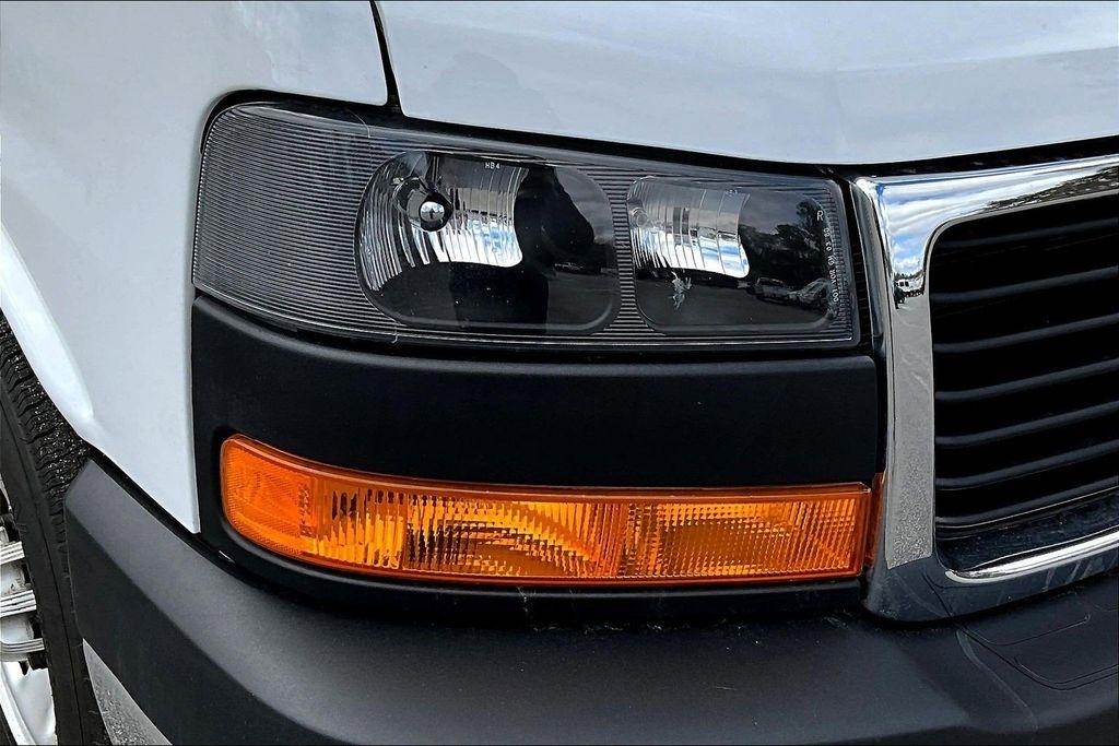 GMC Savana G2500 Cargo 2024