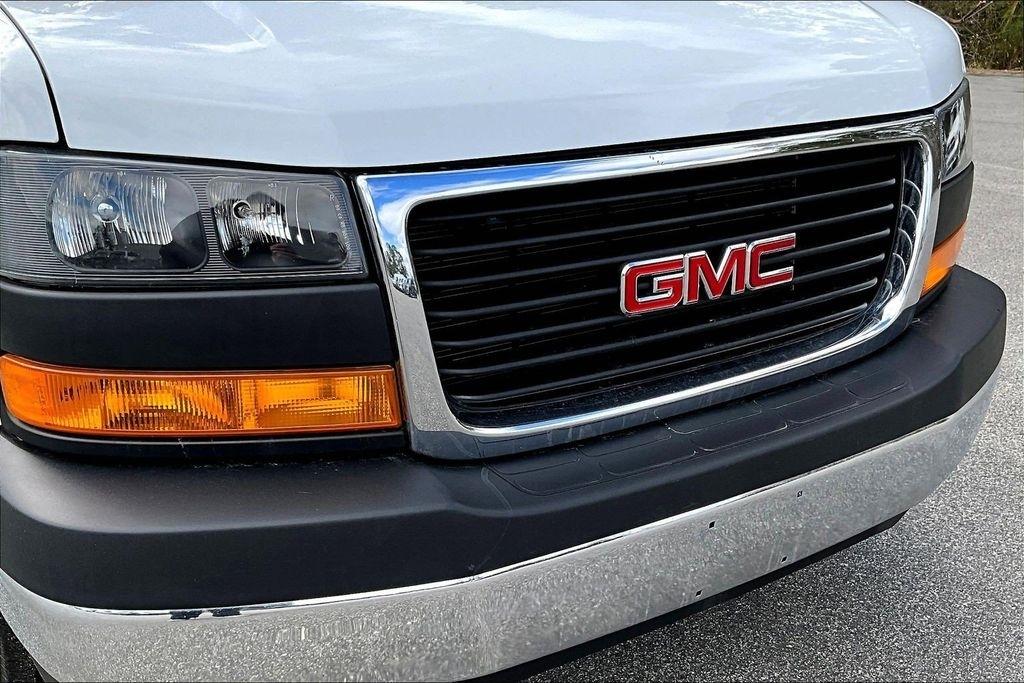 GMC Savana G2500 Cargo 2024