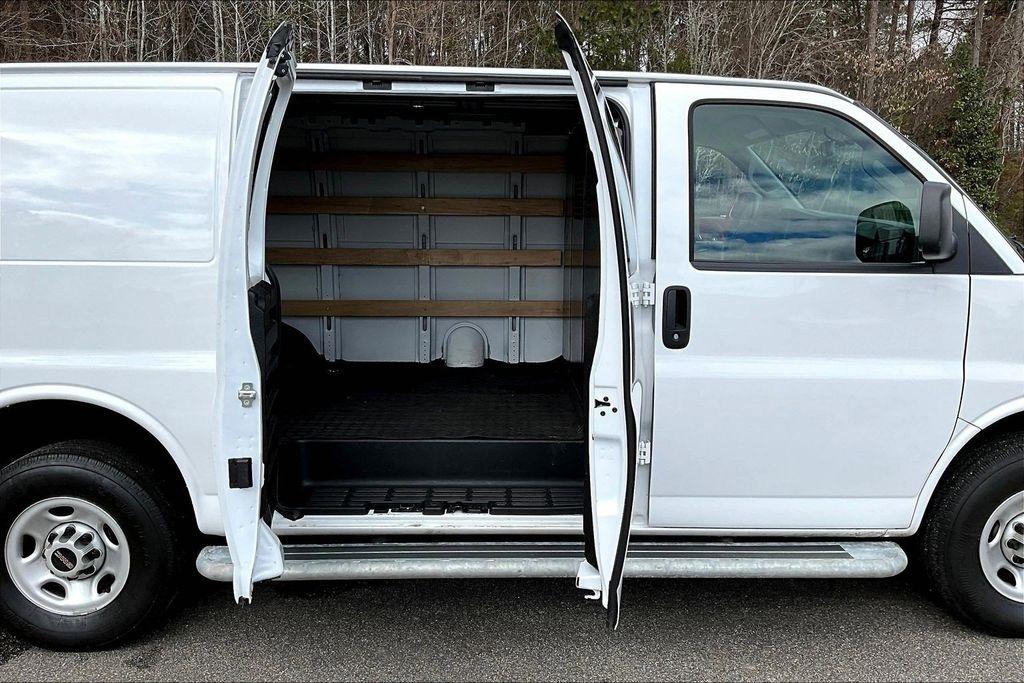 GMC Savana G2500 Cargo 2024