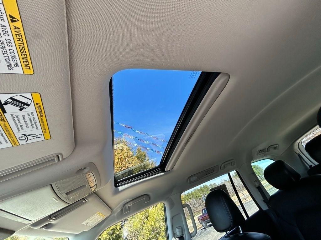 Nissan Armada SL 2WD 2023