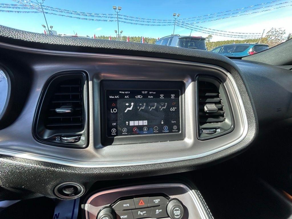 Dodge Challenger GT 2022