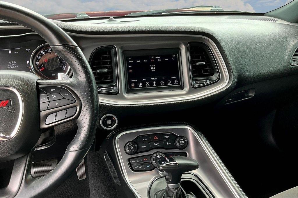 Dodge Challenger GT 2022