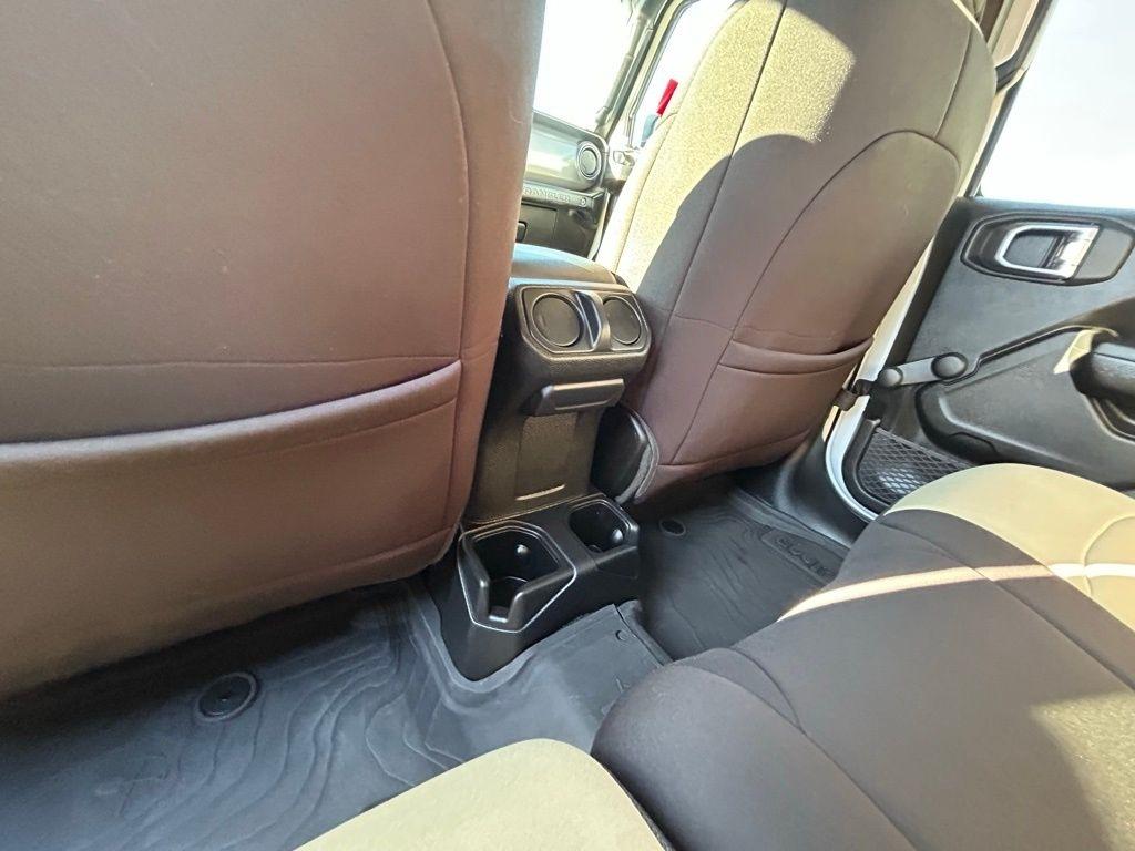 Jeep Wrangler Unlimited Sport 2023