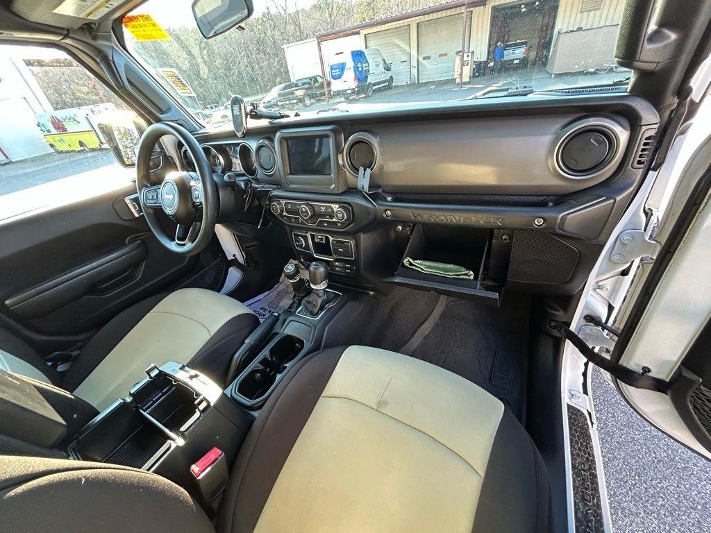 Jeep Wrangler Unlimited Sport 2023