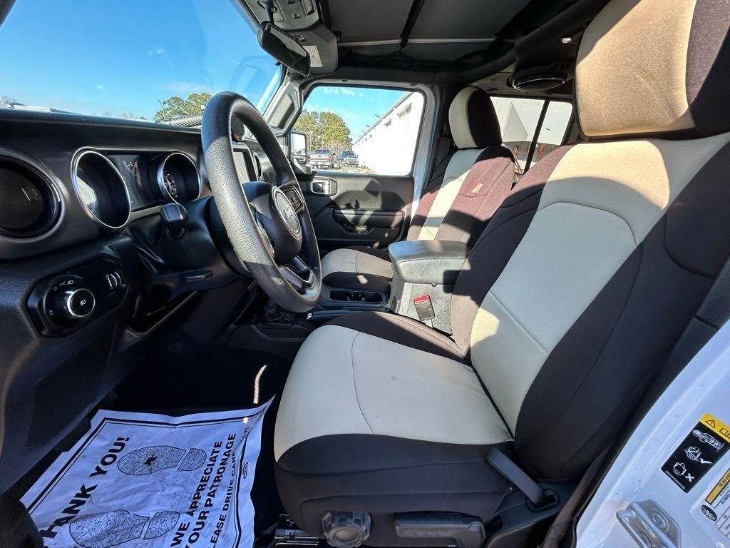 Jeep Wrangler Unlimited Sport 2023