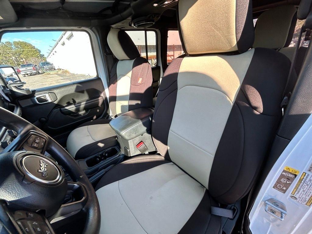 Jeep Wrangler Unlimited Sport 2023