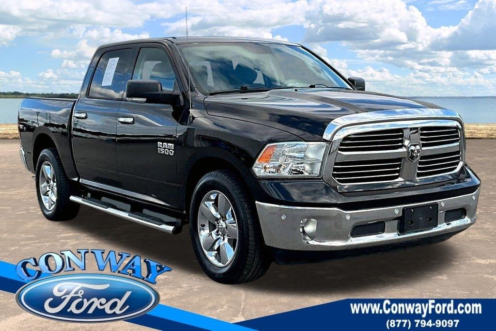 2017 RAM 1500 SLT Crew Cab SWB 2WD