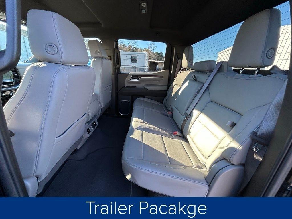 GMC Sierra 1500 SLT Crew Cab 4WD 2025