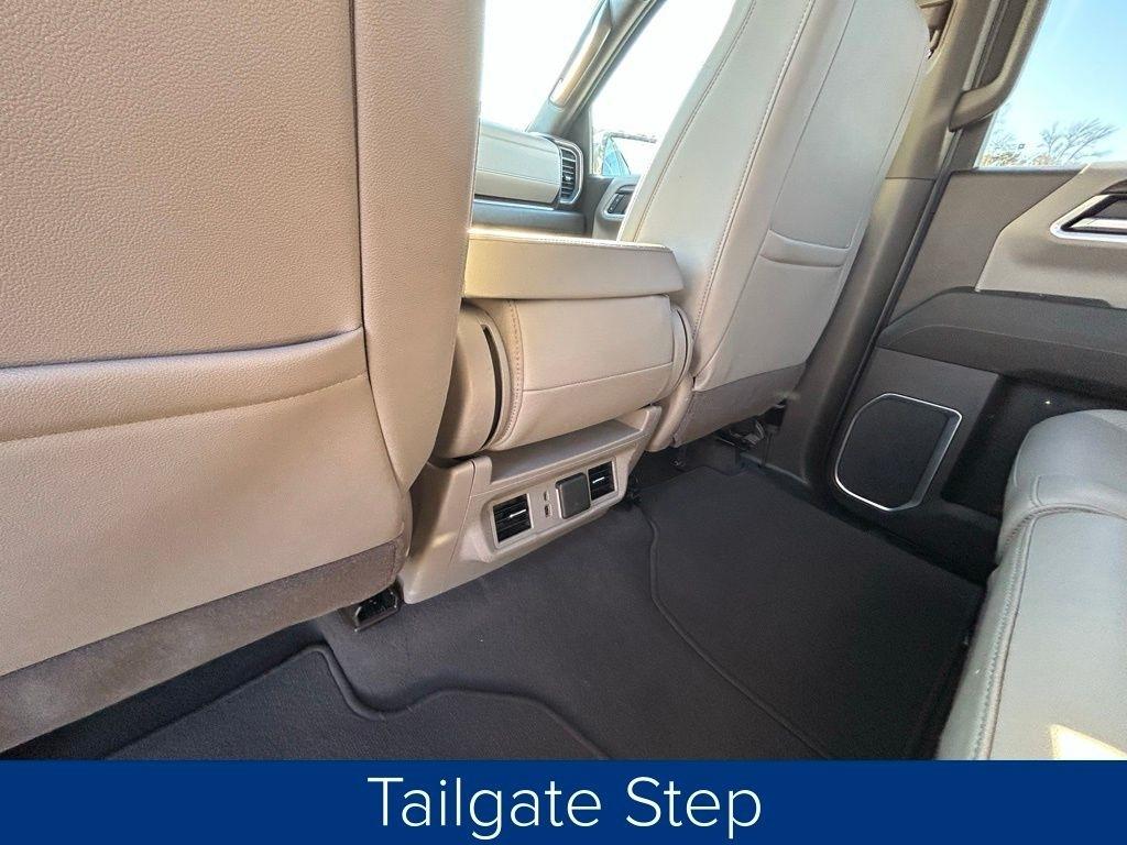 GMC Sierra 1500 SLT Crew Cab 4WD 2025