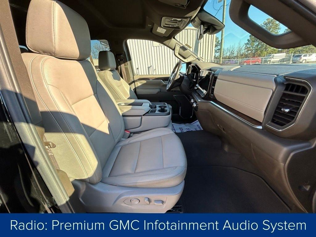 GMC Sierra 1500 SLT Crew Cab 4WD 2025