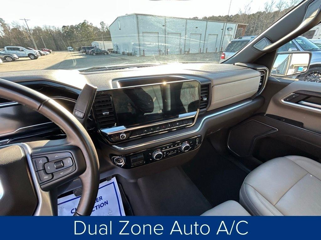 GMC Sierra 1500 SLT Crew Cab 4WD 2025