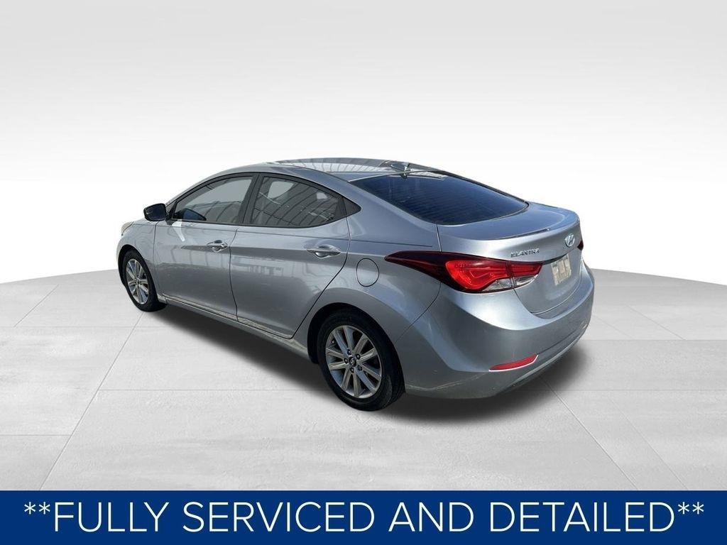 Hyundai Elantra  2016